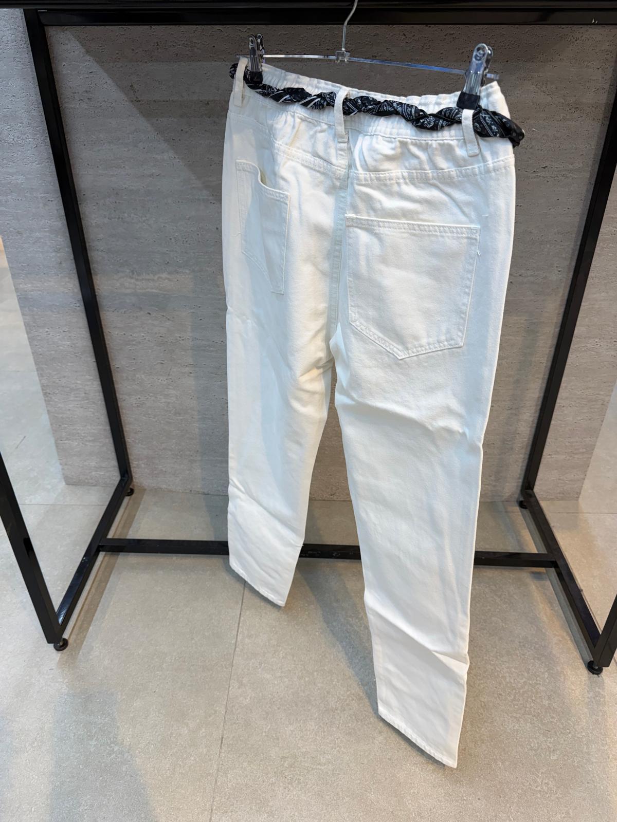 LA CASA – White Class Pants
