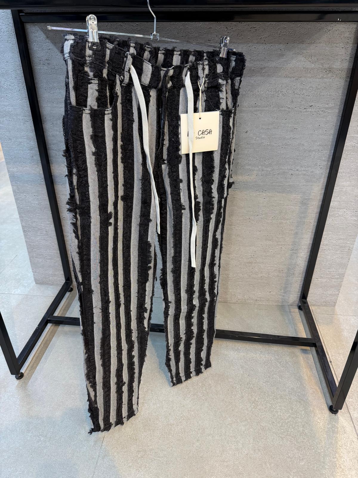 LA CASA – Black Style Pants