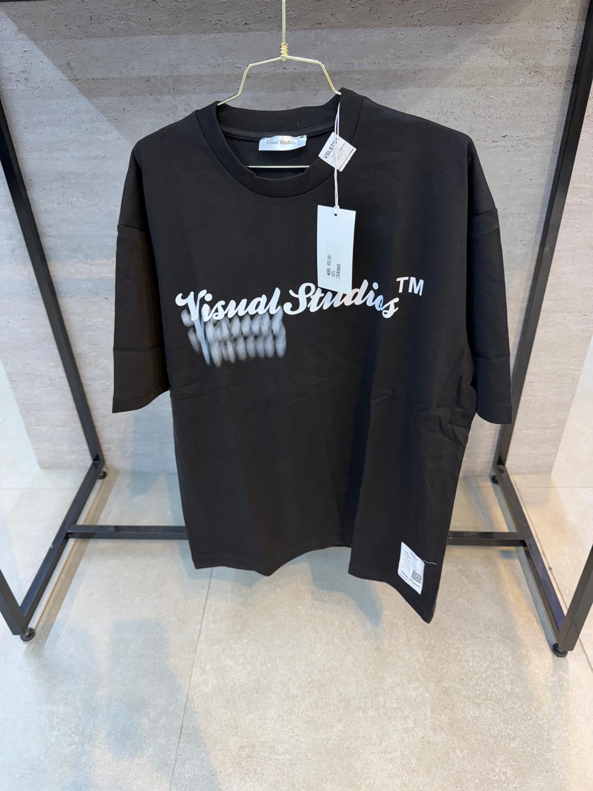 visual class Style T-Shirt