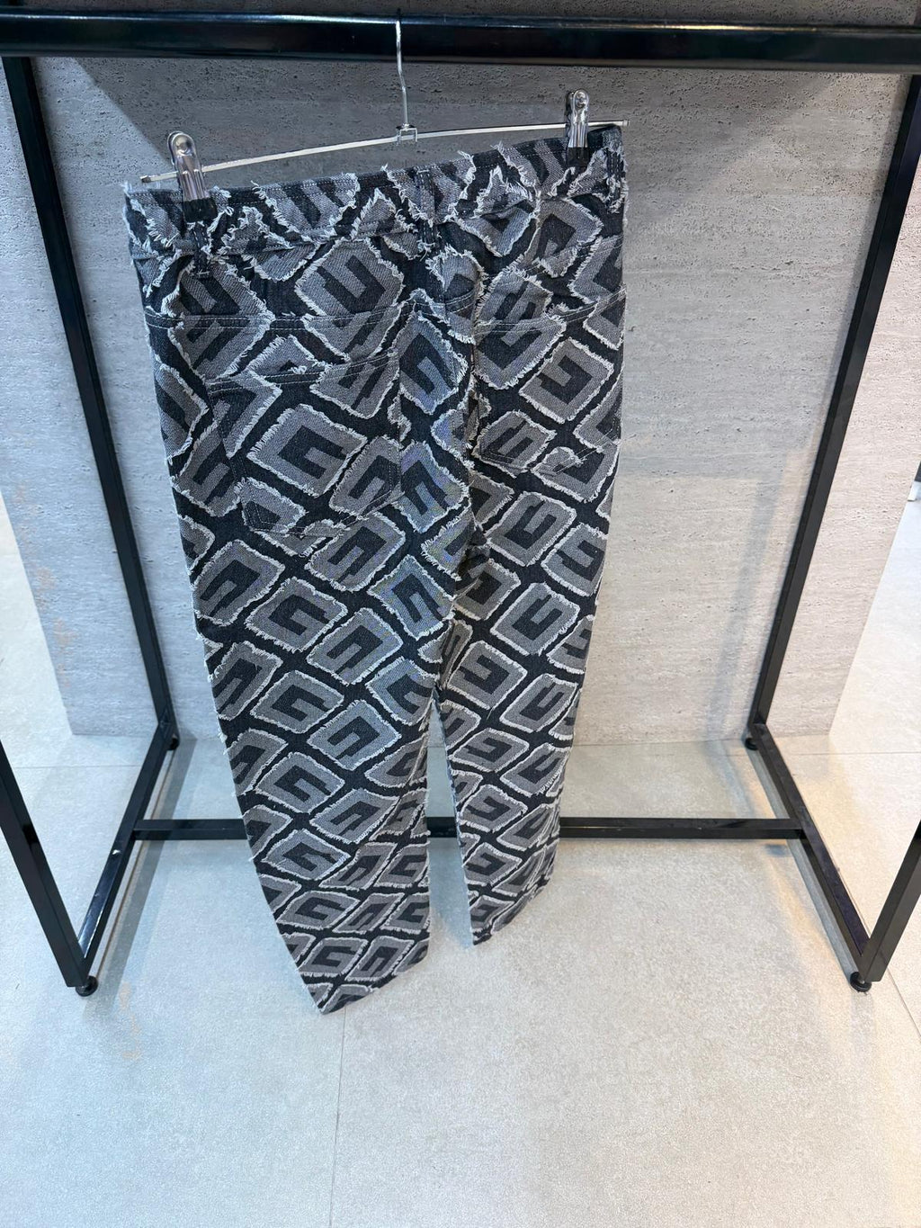 LA CASA – Black Style Pants